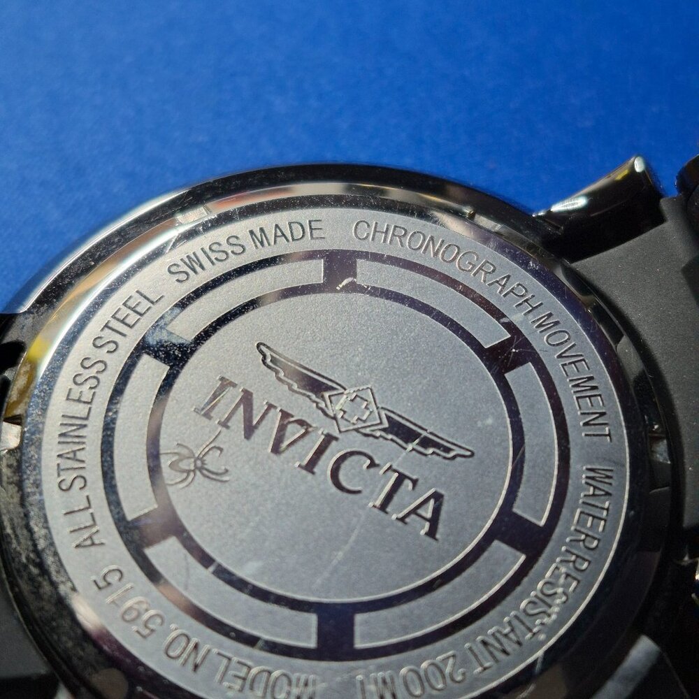 Invicta Chronograph Watch - Picture 3 of 6